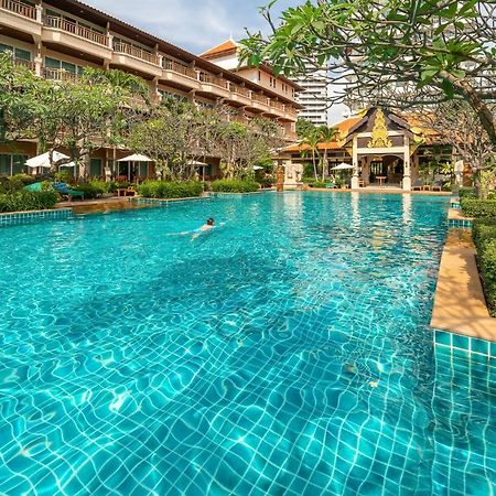 Avalon Beach Resort Pattaya Exterior photo