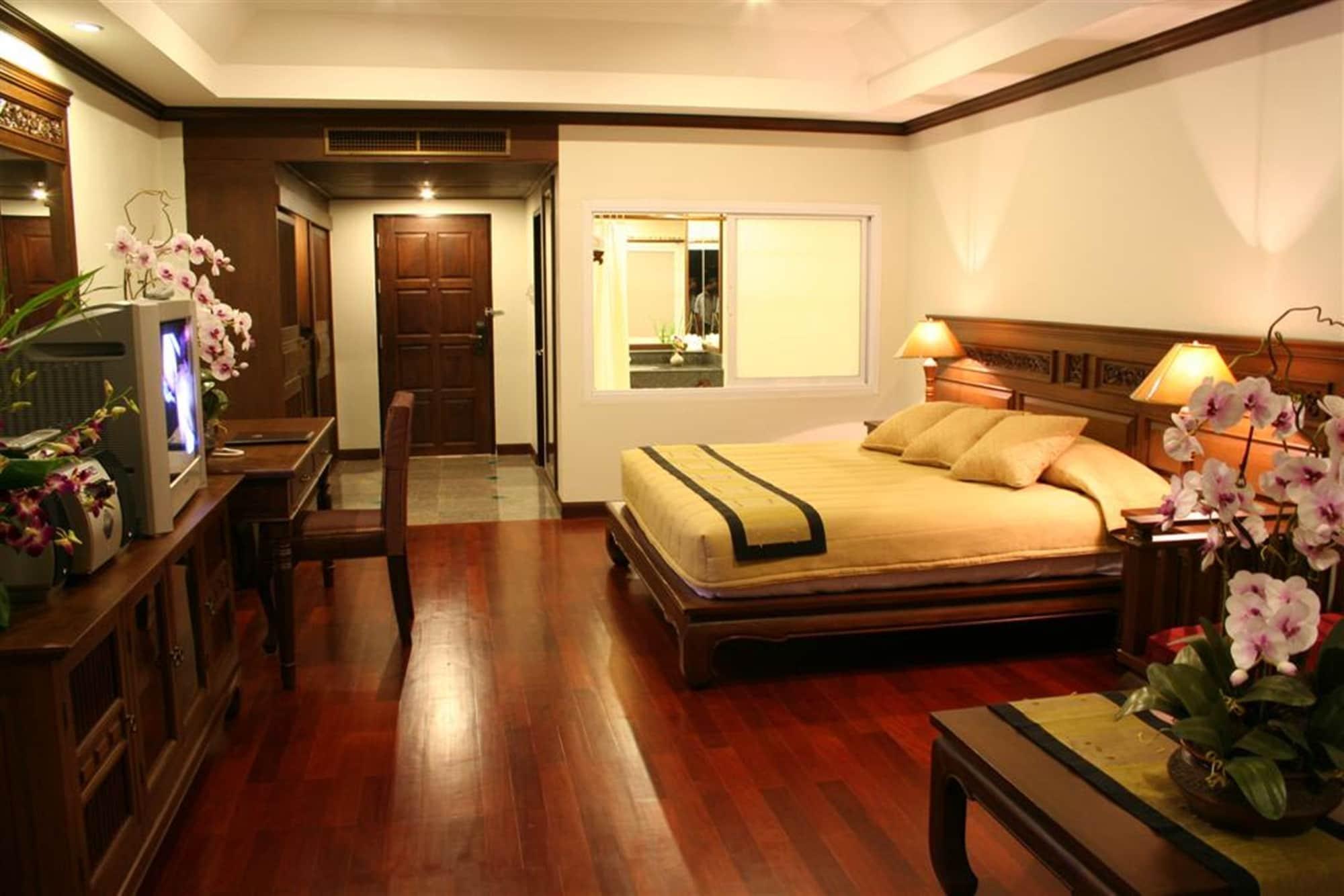 Avalon Beach Resort Pattaya Exterior photo