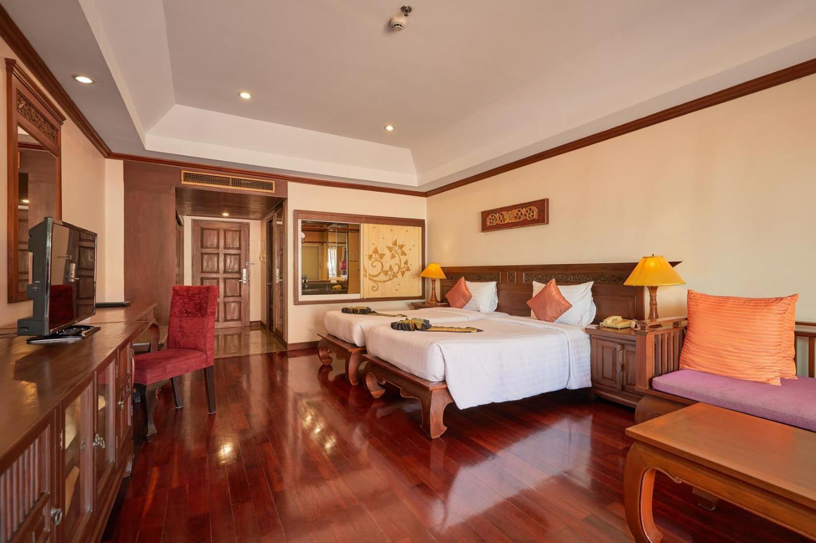 Avalon Beach Resort Pattaya Exterior photo