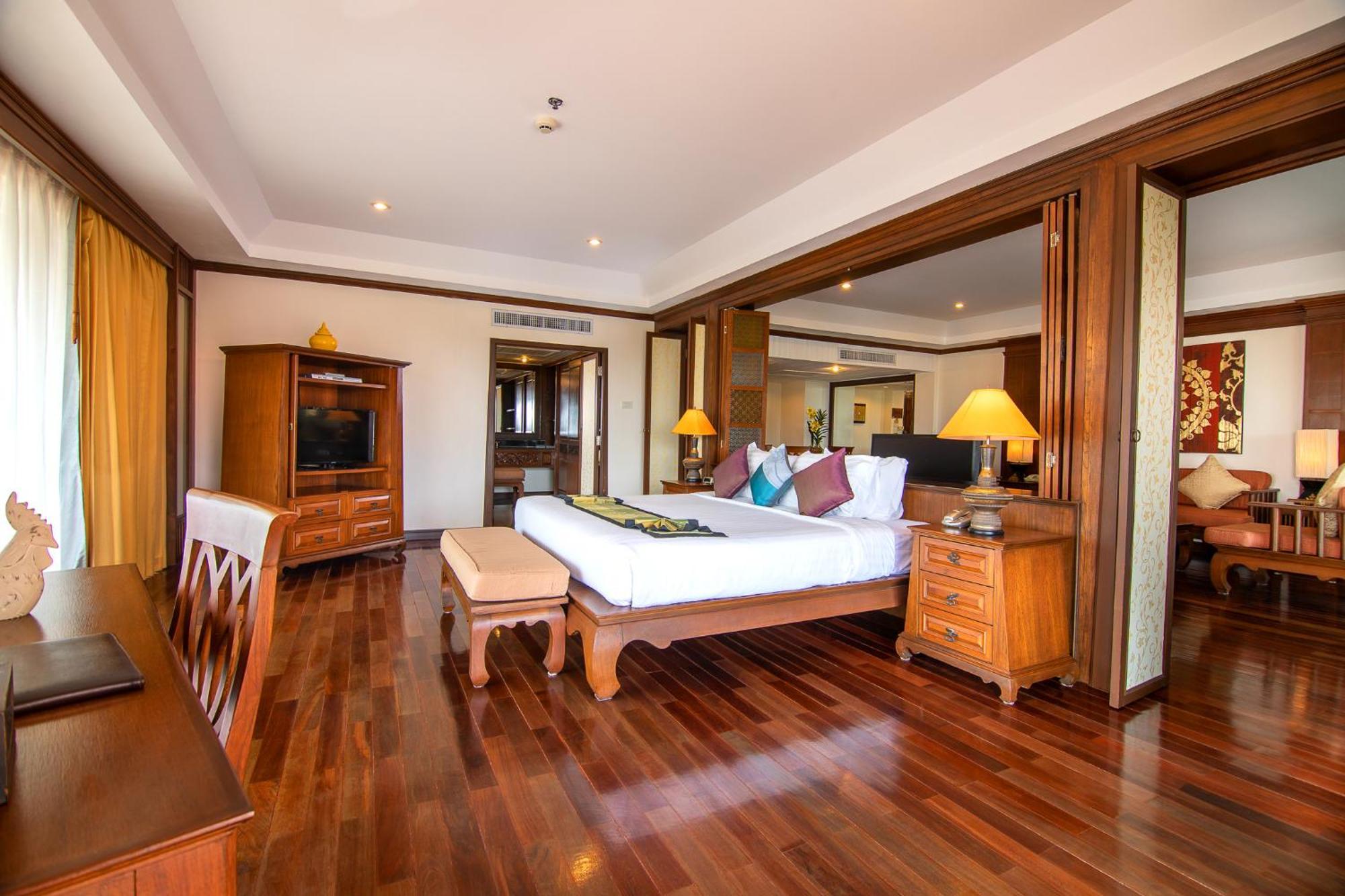 Avalon Beach Resort Pattaya Exterior photo