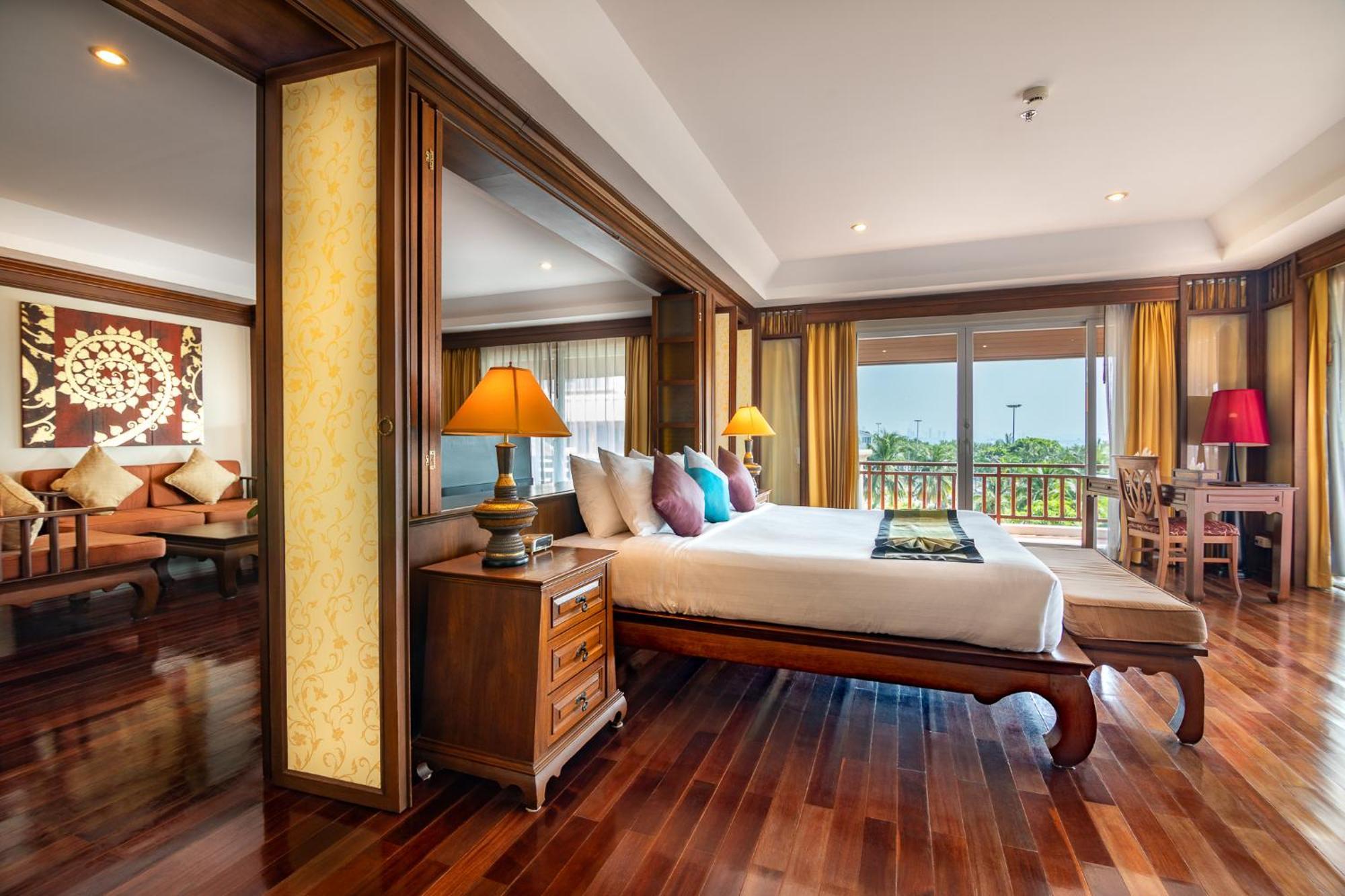 Avalon Beach Resort Pattaya Exterior photo